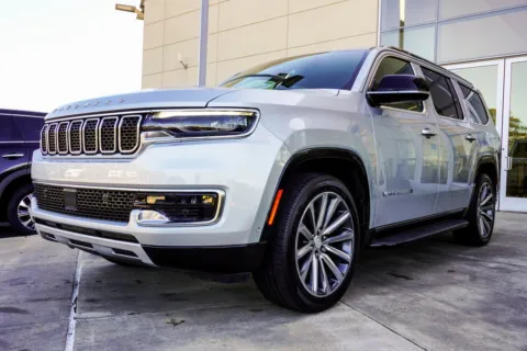 Photos of 2023 Jeep Wagoneer Series II for sale in Macon, GA at Grand Infiniti of Macon