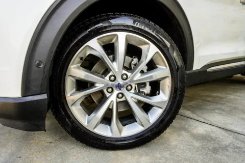 Another view of 2021 Ford Explorer Platinum for sale in Macon, GA at Grand Infiniti of Macon