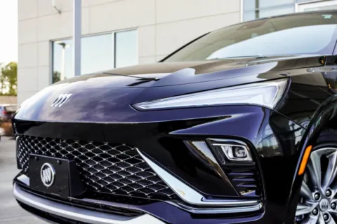 Photos of 2024 Buick Envista Avenir for sale in Macon, GA at Grand Infiniti of Macon