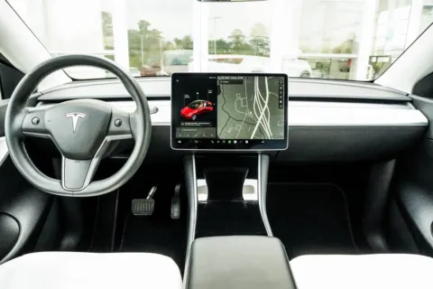 More photos of 2021 Tesla Model Y Long Range at Grand Infiniti of Macon, GA