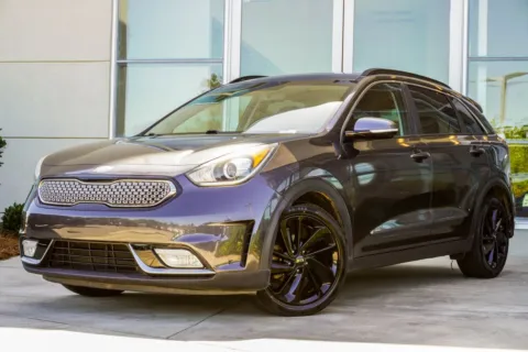 Gray 2018 Kia Niro EX for sale in Macon, GA