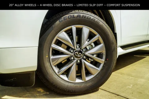 Another view of 2026 INFINITI QX80 PURE for sale in Macon, GA at Grand Infiniti of Macon