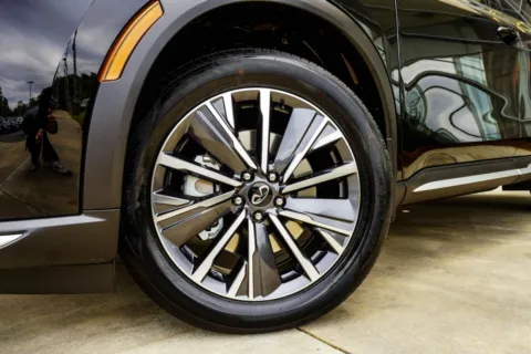 Another view of 2026 INFINITI QX60 LUXE for sale in Macon, GA at Grand Infiniti of Macon