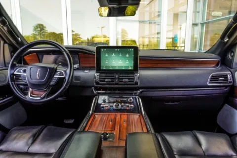 More photos of 2021 Lincoln Navigator Reserve at Grand Infiniti of Macon, GA