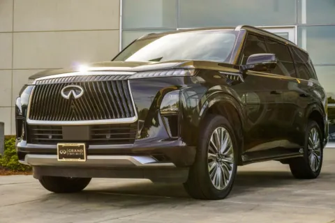 More photos of 2025 INFINITI QX80 SENSORY at Grand Infiniti of Macon, GA