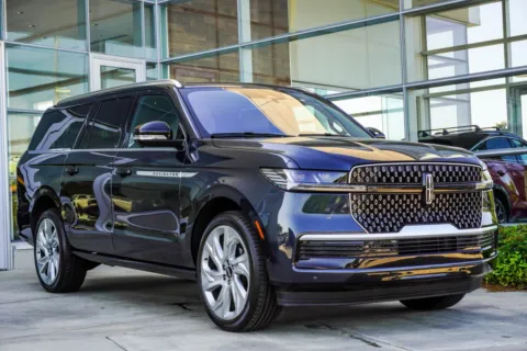 More photos of 2025 Lincoln Navigator L Reserve at Grand Infiniti of Macon, GA