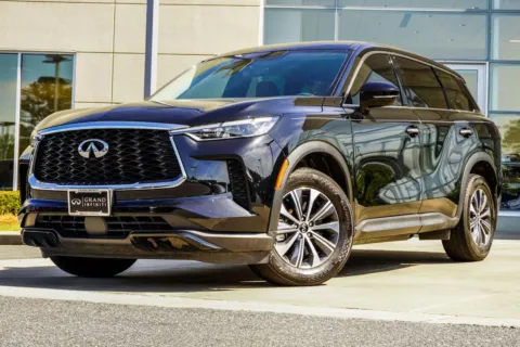 Black 2023 INFINITI QX60 PURE for sale in Macon, GA