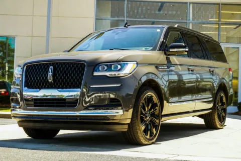 More photos of 2023 Lincoln Navigator L Black Label at Grand Infiniti of Macon, GA