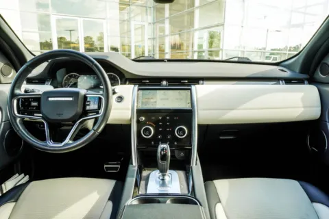 More photos of 2023 Land Rover Discovery Sport SE R-Dynamic at Grand Infiniti of Macon, GA