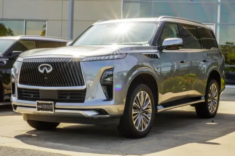 More photos of 2025 INFINITI QX80 SENSORY at Grand Infiniti of Macon, GA