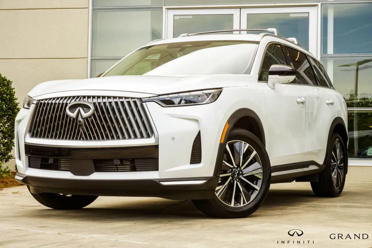 White 2026 INFINITI QX60 LUXE for sale in Macon, GA
