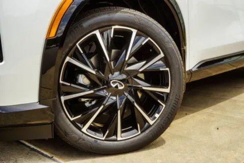Another view of 2027 INFINITI QX65 AUTOGRAPH for sale in Macon, GA at Grand Infiniti of Macon