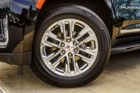Another view of 2022 GMC Yukon SLT for sale in Macon, GA at Grand Infiniti of Macon