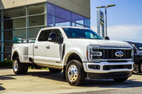 More photos of 2025 Ford F-450SD Platinum at Grand Infiniti of Macon, GA
