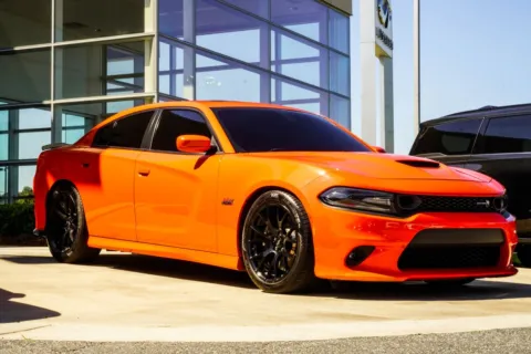 More photos of 2019 Dodge Charger R/T Scat Pack at Grand Infiniti of Macon, GA