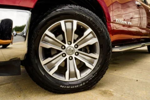 Another view of 2019 Nissan Titan SL for sale in Macon, GA at Grand Infiniti of Macon