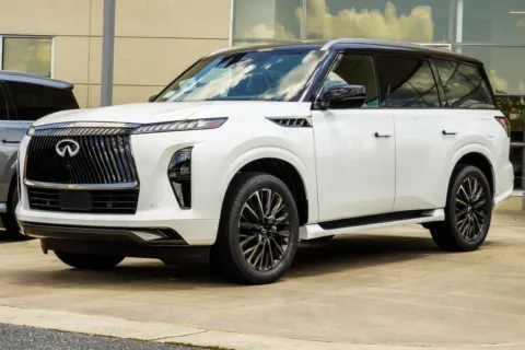 More photos of 2027 INFINITI QX80 AUTOGRAPH at Grand Infiniti of Macon, GA
