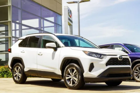 More photos of 2019 Toyota RAV4 LE at Grand Infiniti of Macon, GA