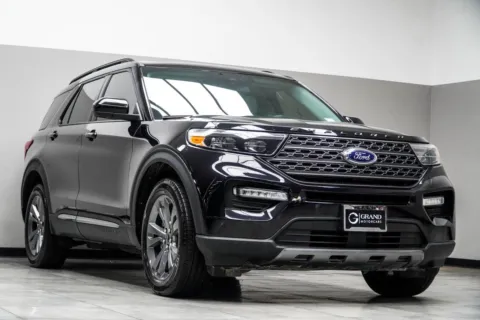 More photos of 2022 Ford Explorer XLT at Grand Infiniti of Macon, GA