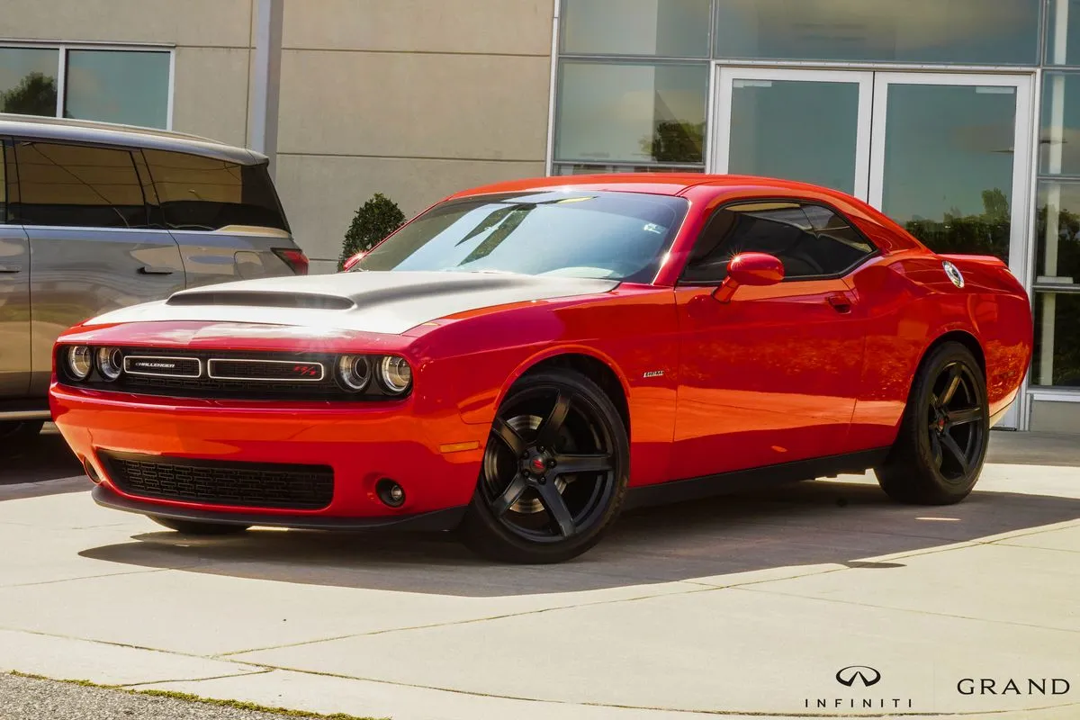 Red 2015 Dodge Challenger R/T for sale in Macon, GA