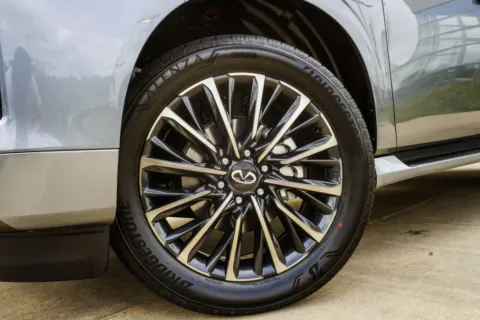 Another view of 2027 INFINITI QX80 AUTOGRAPH for sale in Macon, GA at Grand Infiniti of Macon
