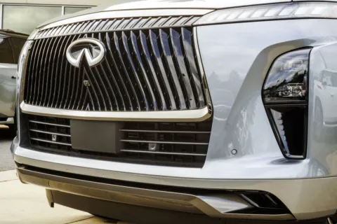 Photos of 2027 INFINITI QX80 AUTOGRAPH for sale in Macon, GA at Grand Infiniti of Macon