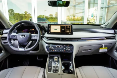 More photos of 2027 INFINITI QX60 LUXE at Grand Infiniti of Macon, GA