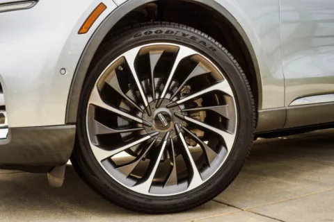 Another view of 2020 Lincoln Aviator Reserve for sale in Macon, GA at Grand Infiniti of Macon