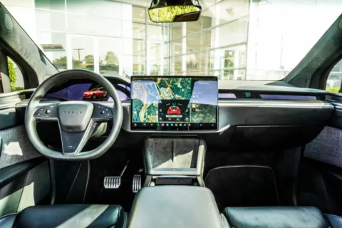 More photos of 2022 Tesla Model X Plaid at Grand Infiniti of Macon, GA