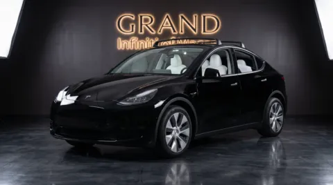 Black 2024 Tesla Model Y Long Range for sale in Macon, GA