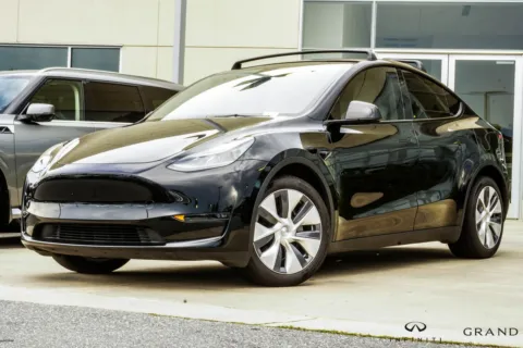 Black 2024 Tesla Model Y Long Range for sale in Macon, GA