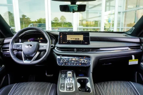 More photos of 2027 INFINITI QX65 AUTOGRAPH at Grand Infiniti of Macon, GA