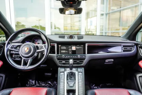 More photos of 2021 Porsche Macan S at Grand Infiniti of Macon, GA