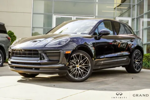 Black 2022 Porsche Macan for sale in Macon, GA