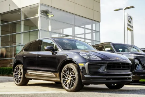 More photos of 2022 Porsche Macan at Grand Infiniti of Macon, GA