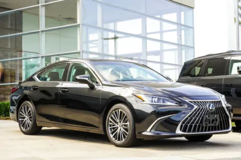 More photos of 2025 Lexus ES 350 at Grand Infiniti of Macon, GA
