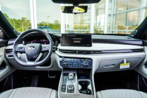 More photos of 2027 INFINITI QX65 AUTOGRAPH at Grand Infiniti of Macon, GA