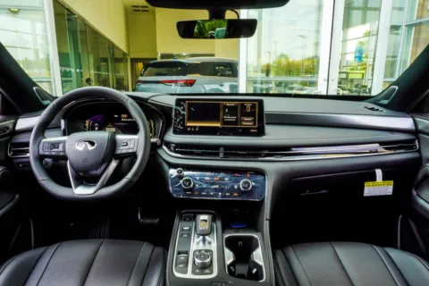 More photos of 2027 INFINITI QX65 LUXE at Grand Infiniti of Macon, GA