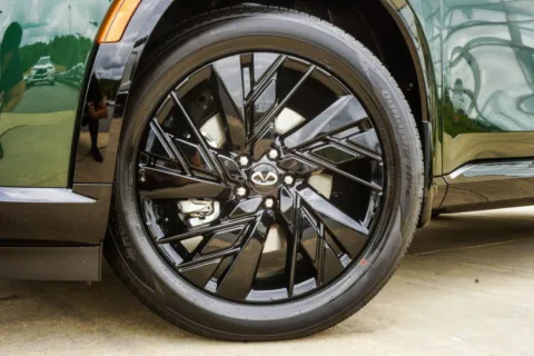 More photos of 2027 INFINITI QX65 AUTOGRAPH at Grand Infiniti of Macon, GA