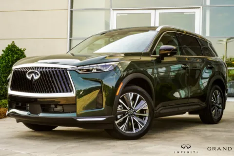 Green 2027 INFINITI QX60 LUXE for sale in Macon, GA