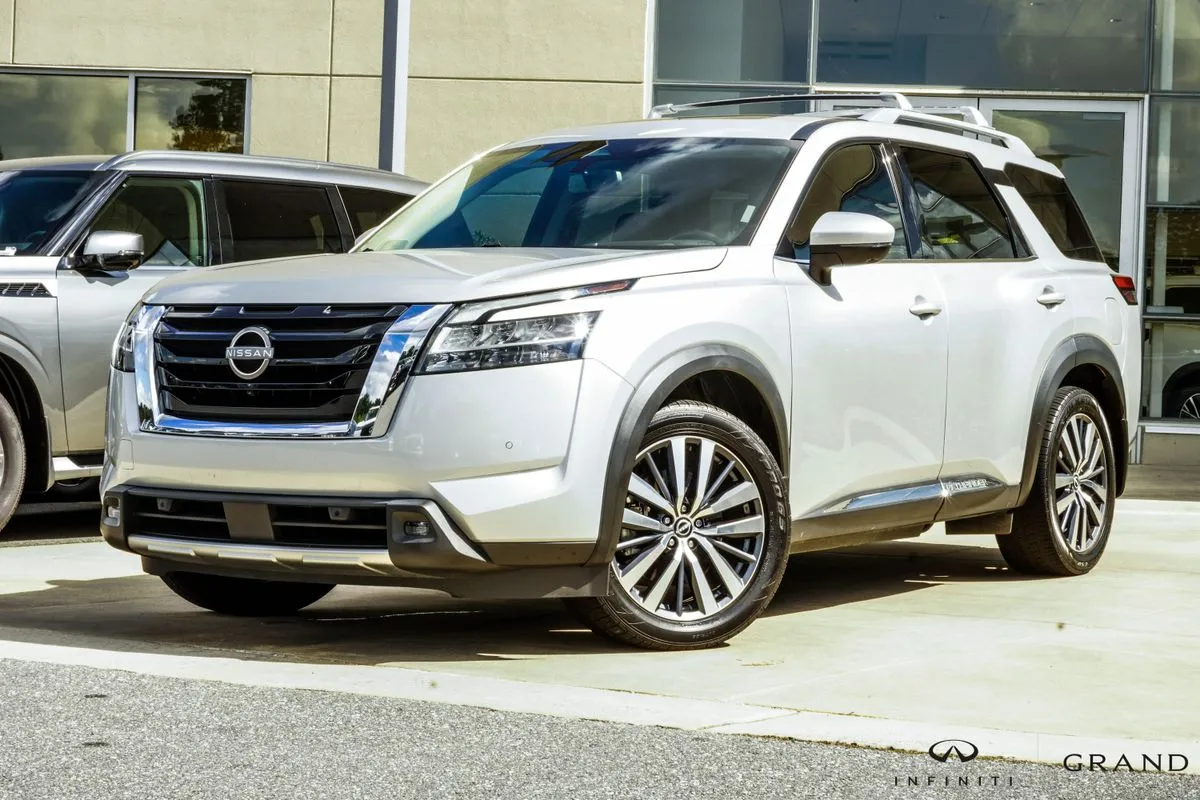 Silver 2022 Nissan Pathfinder Platinum for sale in Macon, GA