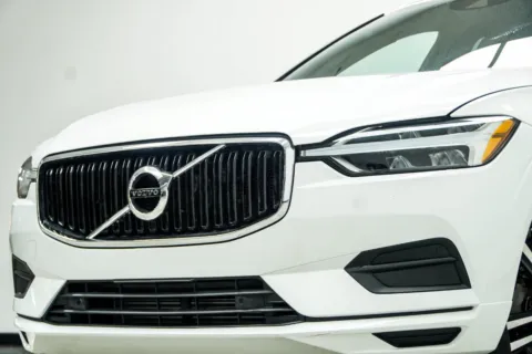 Photos of 2020 Volvo XC60 T5 Momentum for sale in Macon, GA at Grand Infiniti of Macon