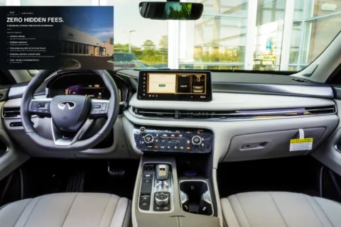 More photos of 2027 INFINITI QX60 LUXE at Grand Infiniti of Macon, GA
