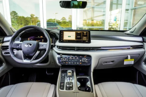 More photos of 2027 INFINITI QX60 LUXE at Grand Infiniti of Macon, GA