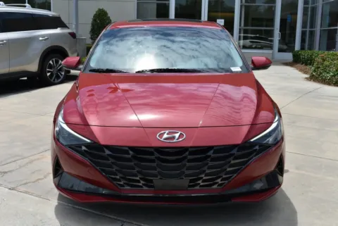 More photos of 2023 Hyundai Elantra Limited at Grand Infiniti of Macon, GA