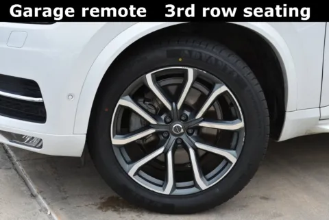Another view of 2018 Volvo XC90 T6 Momentum for sale in Macon, GA at Grand Infiniti of Macon