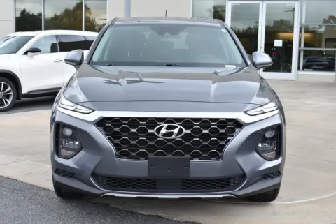 More photos of 2019 Hyundai Santa Fe SE at Grand Infiniti of Macon, GA