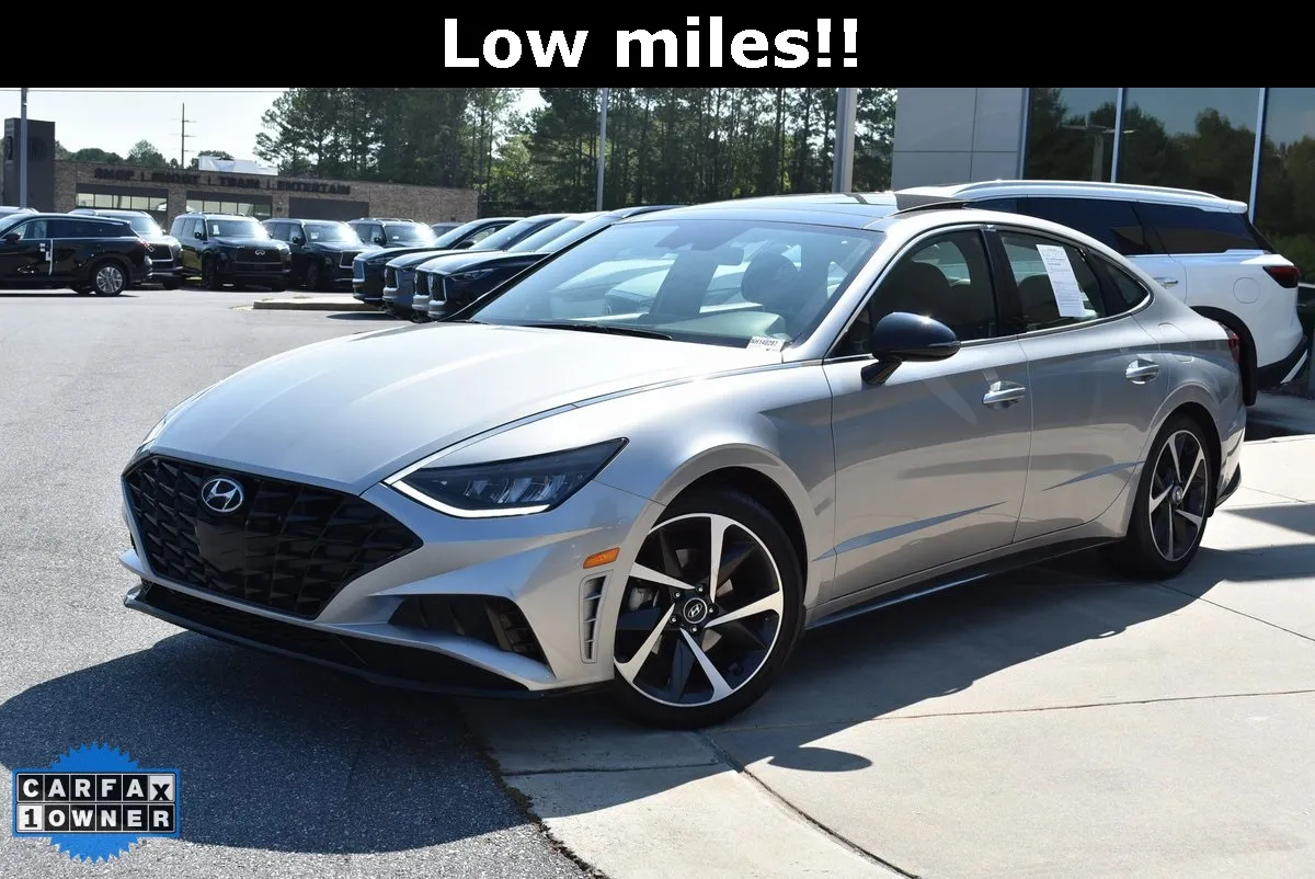 Silver 2022 Hyundai Sonata SEL Plus for sale in Macon, GA