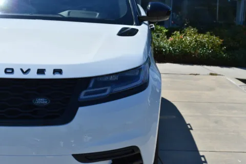 More photos of 2022 Land Rover Range Rover Velar P250 R-Dynamic S at Grand Infiniti of Macon, GA