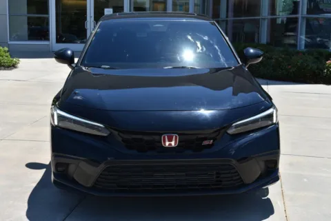 More photos of 2023 Honda Civic Si at Grand Infiniti of Macon, GA